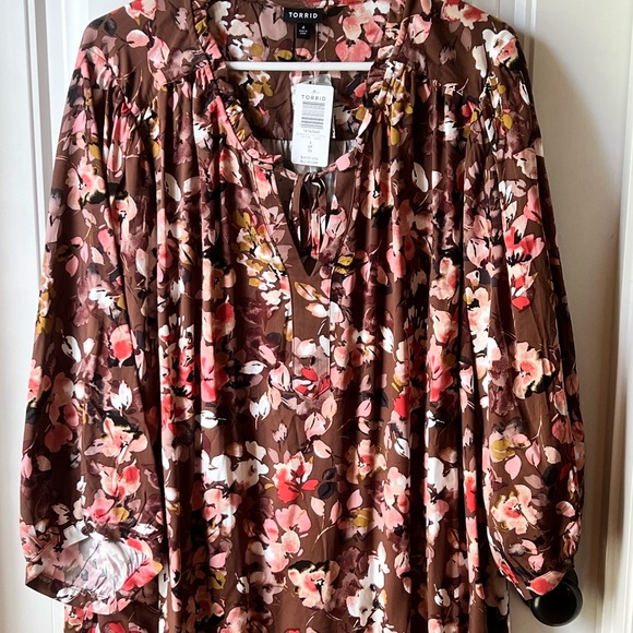 torrid Tops - Torrid Floral Blouse